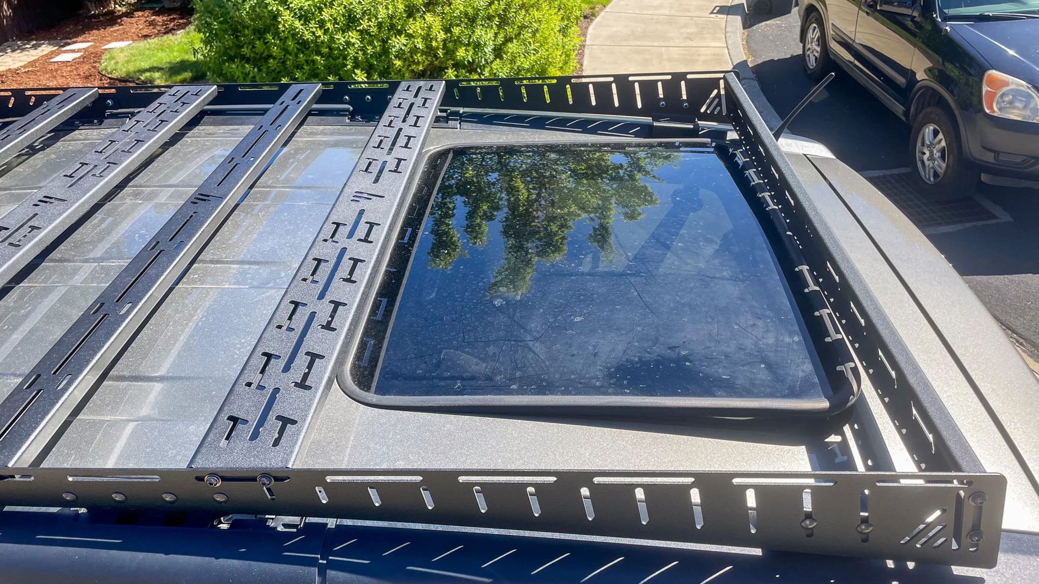 311 Adventure Rack for Honda Element open moon roof pic 4.jpg