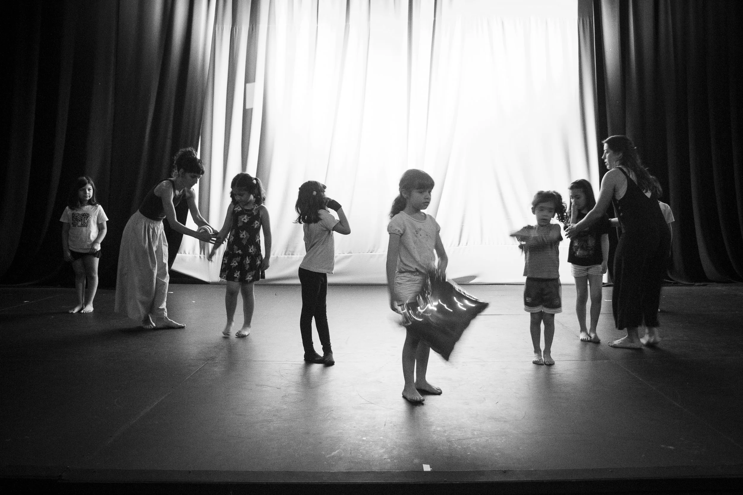 Ensayo 2025 teatro-6.jpg