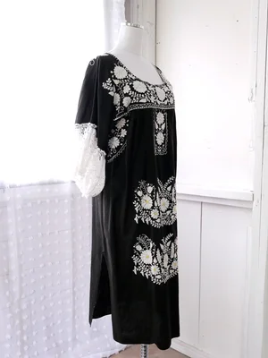1960s/70s LONG BLACK EMBROIDERED MEXICAN DRESS WITH LACE SLEEVES - MADE IN MEXICO ALTA ZEN 1960s/70s LONG BLACK EMBROIDERED MEXICAN DRESS WITH LACE SLEEVES - MADE IN MEXICO ALTA ZEN