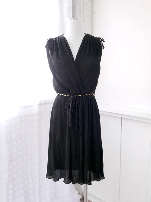 green emerald velvet dress Isla Black and Gold Plisse Wrap Front Midi Dress – Girl In Mind main image 1