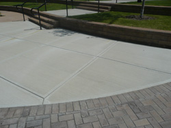 2Driveway_05.jpg