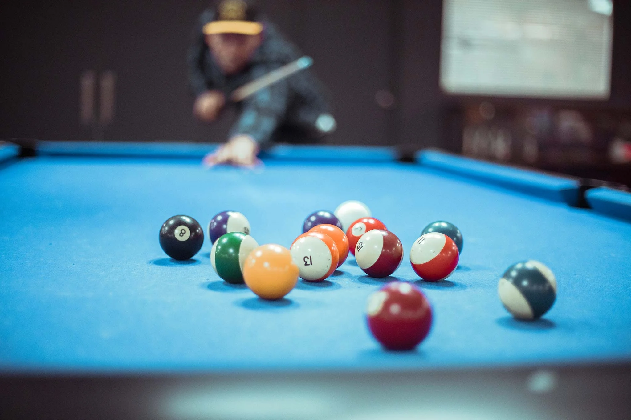 Play Pool