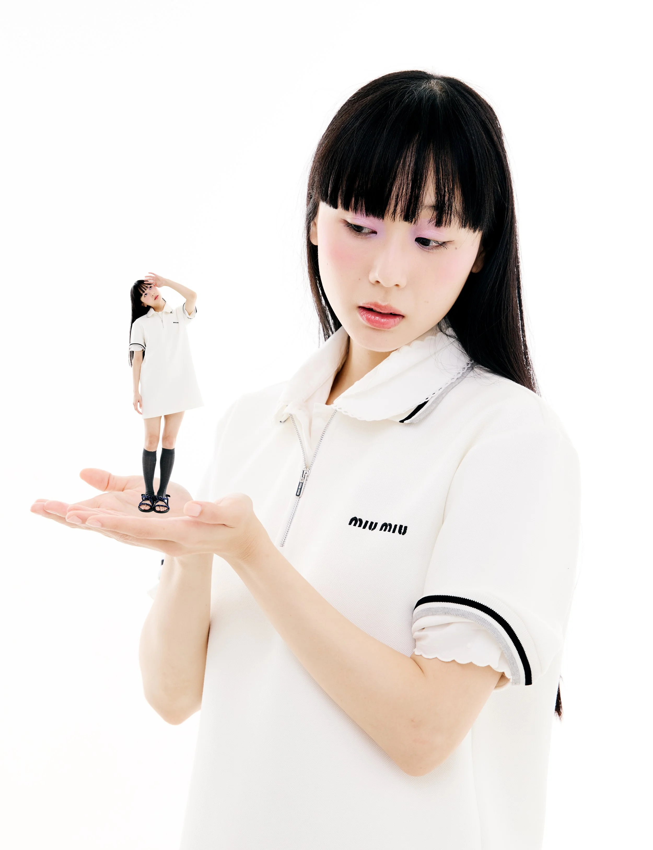 020525_FEMALE X FASHION_MIU MIU.jpg