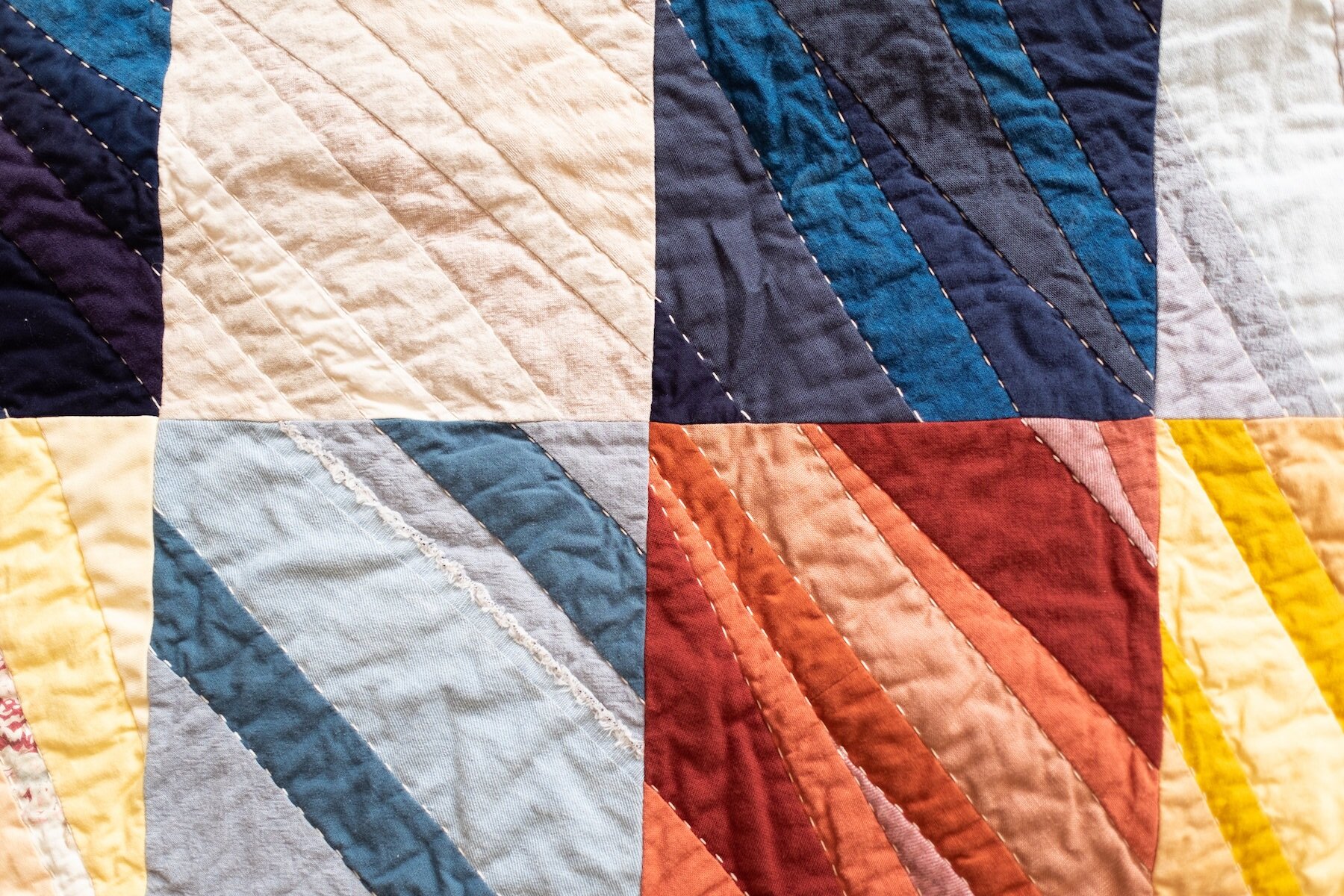 PaintedHills_detail03.jpg