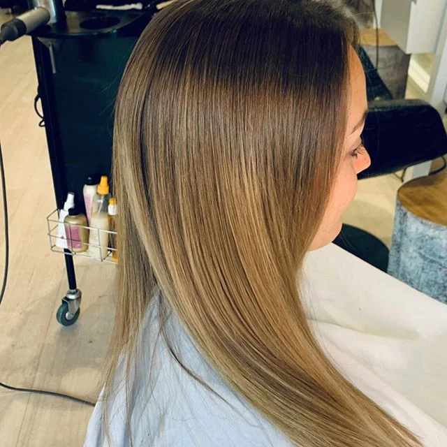 Summer colour melt #ombré #eranbenn #hairsalon #davines #davinesaustralia #organic #davinescolour #hairdreams #brighton #style #colourmelt #warmtones @caiti_clark