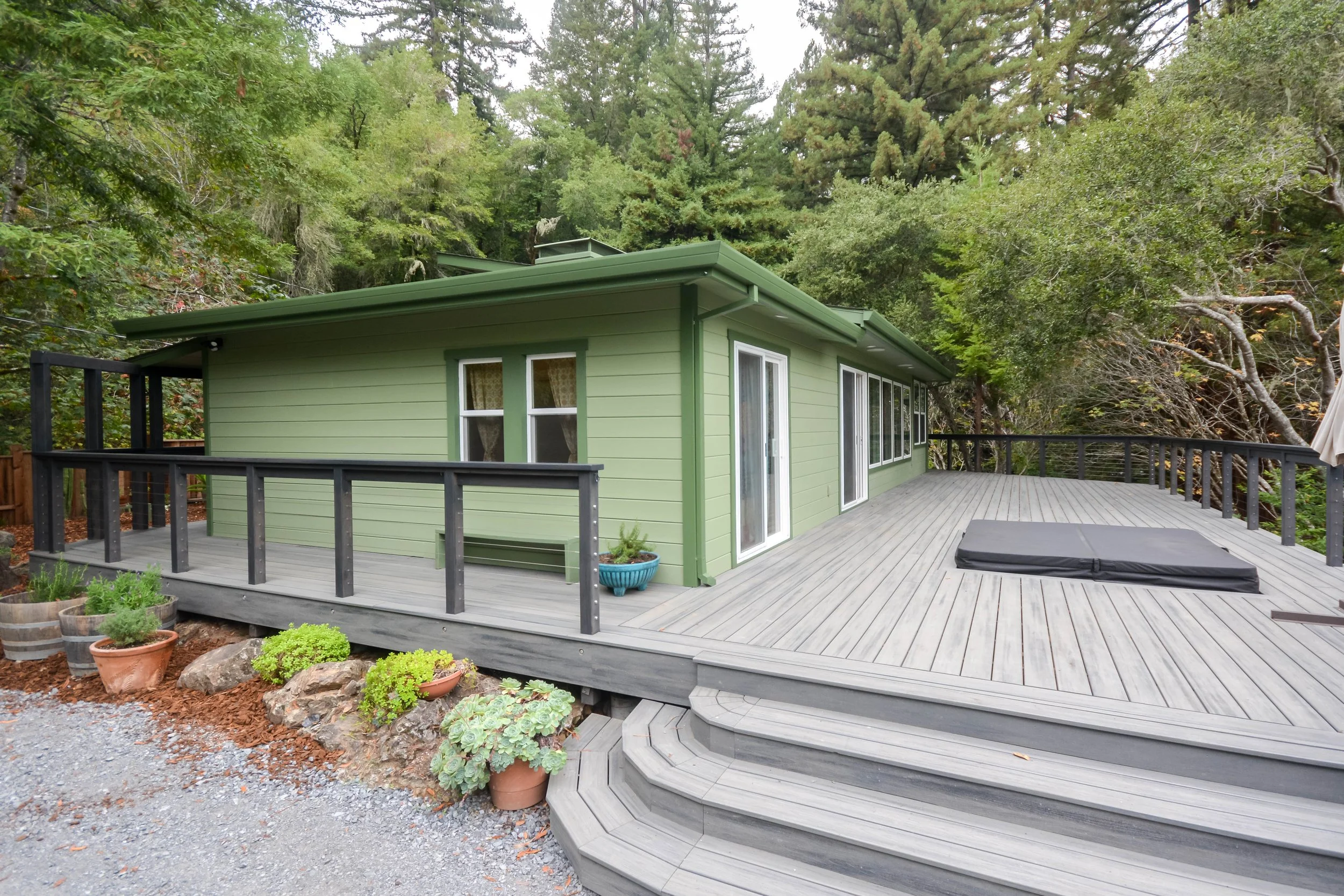 Exterior, Finished