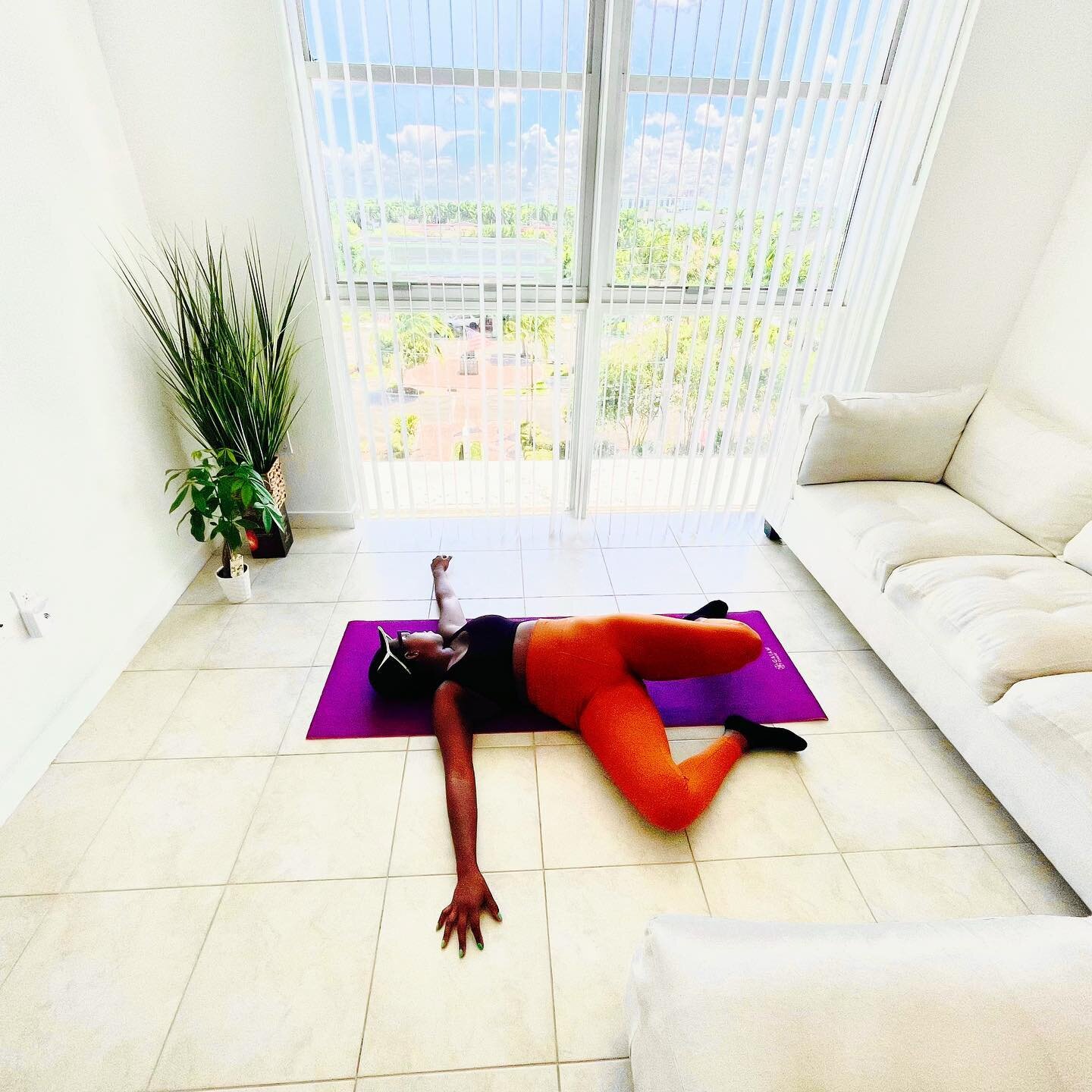 Let it breath🧘🏾&zwj;♂️

#yogaday #relax #flexibility #breath #stretching #yoga #mobility #letgo