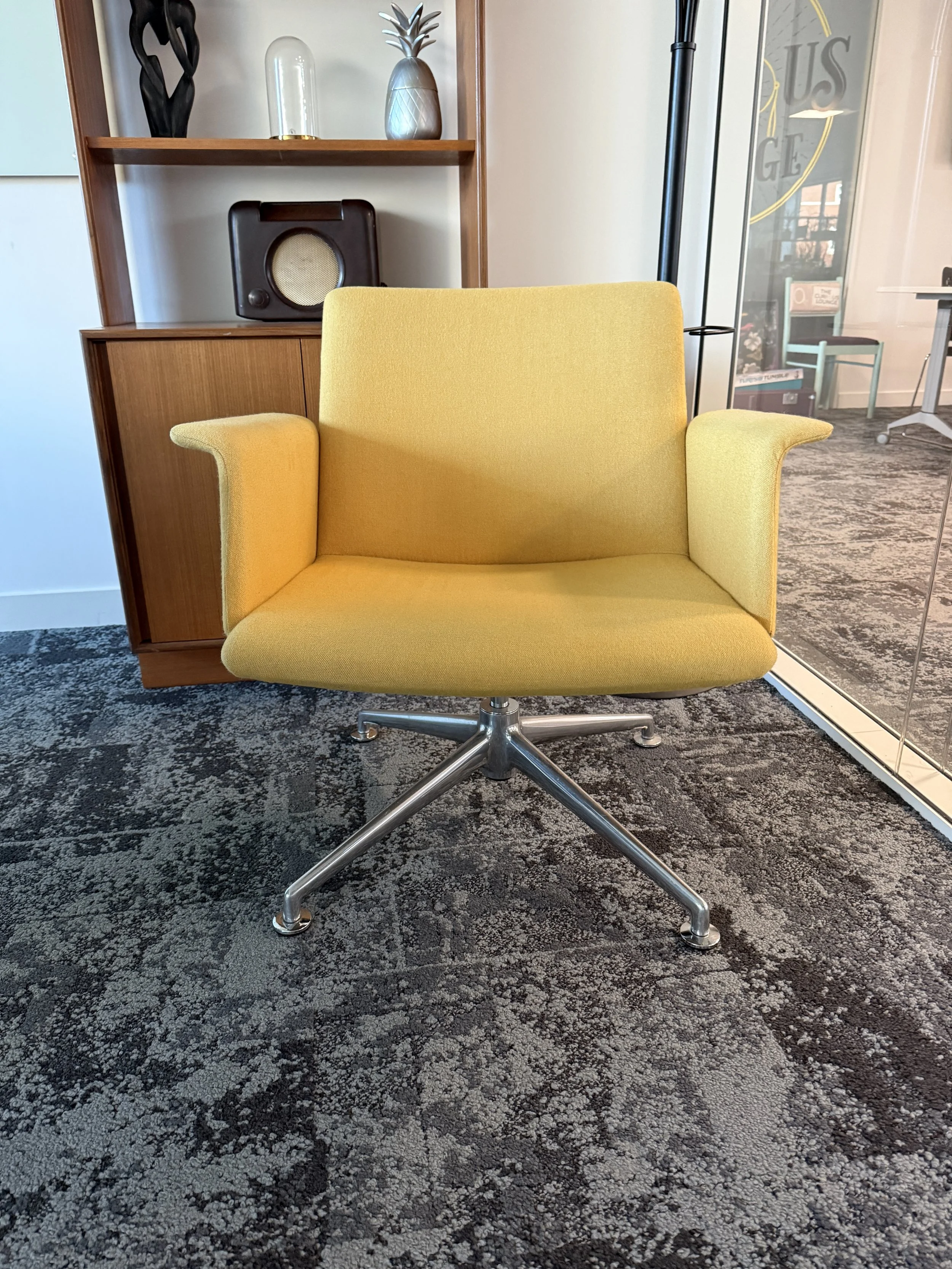 The Brunner Fina Lounge 6742/AG - collection only