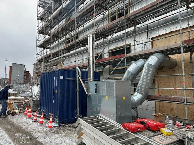 110kW hot air boiler on a construction site