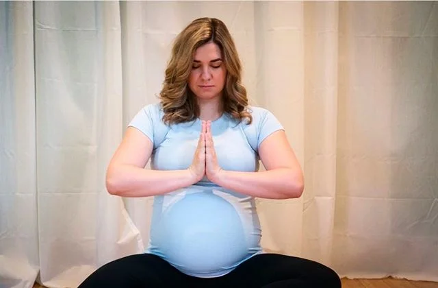Restore &amp; relax at all stages of motherhood in @refreshyogacenter&rsquo;s prenatal yoga classes🤰🧘&zwj;♀️
.
.
.
.
#shopOTBD #lovelocalOT #extraordinaryALX #womanowned #prenatalyoga #postnatalyoga #prenatalmassage #pregnancyworkouts