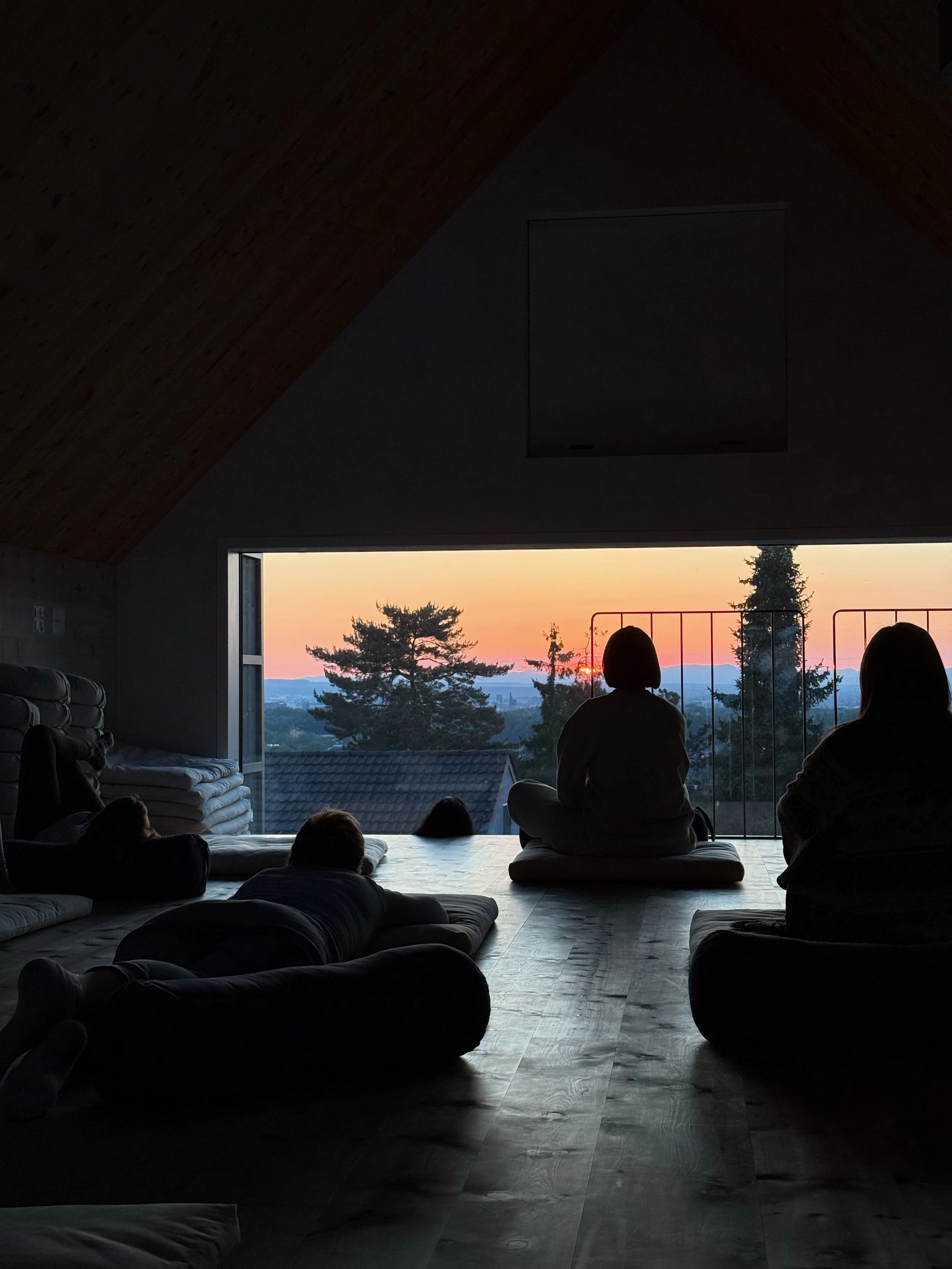 Bloom &amp; Flow Yoga Retreat with Elisa &amp; Eva