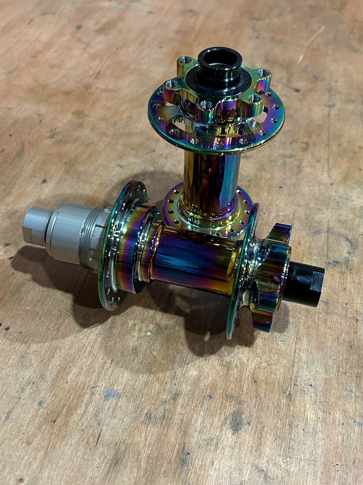 Bitex 211 Boost 32H 6B XD Oil Slick Hubs — MJ's Cyclery