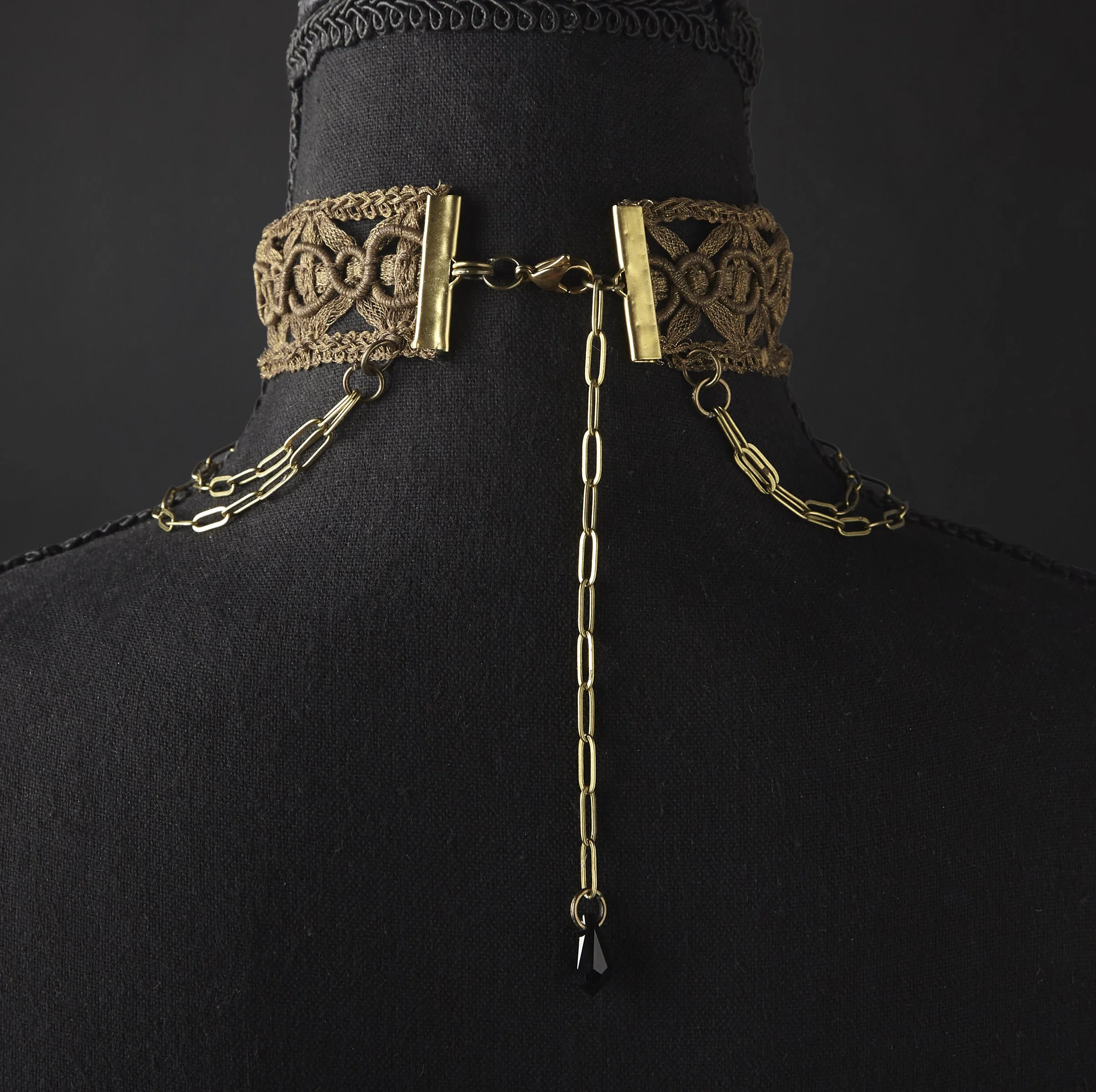 Lace_Choker_Whitby_Jet_4.jpg