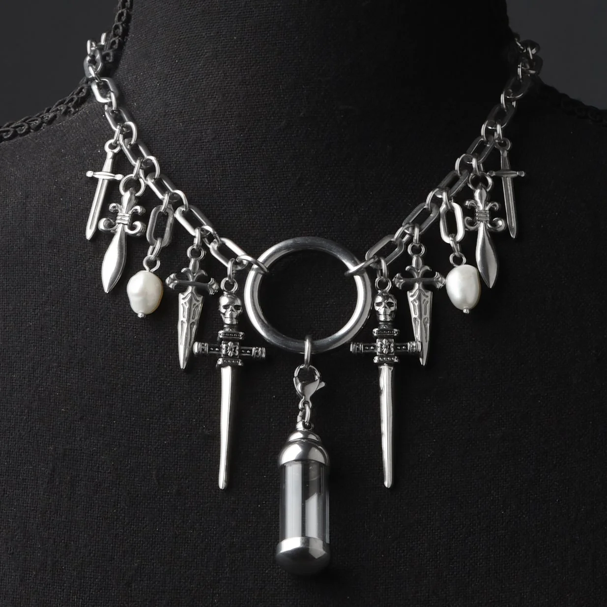 Sacred Necklace Pearl 3.jpg