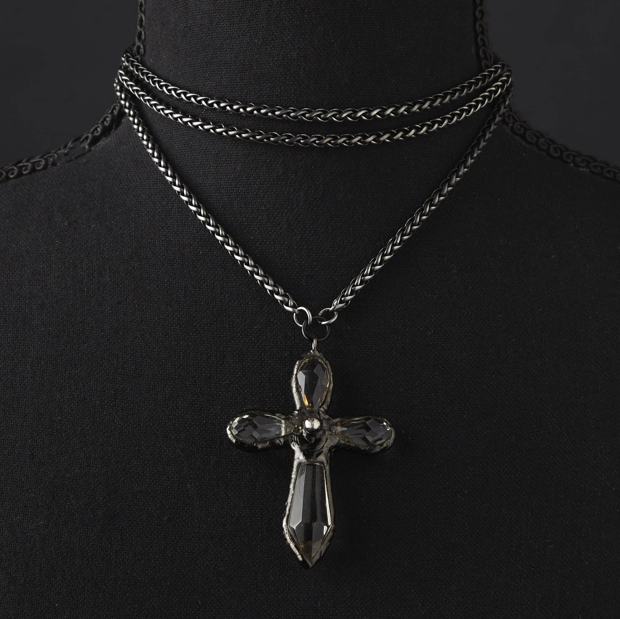 Melancholy_Necklace_Maxi_3.jpg
