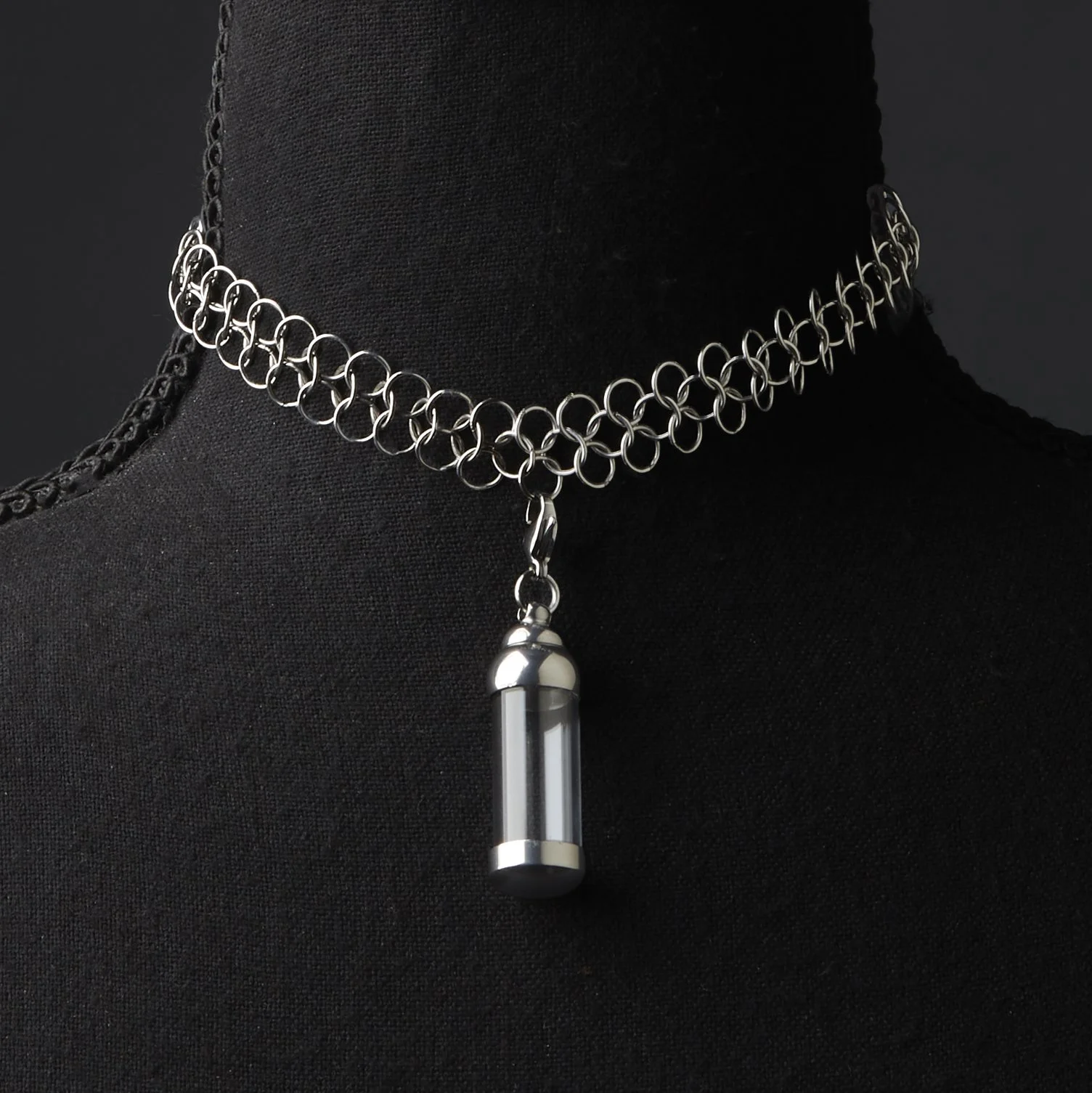 Chainmail Choker 3.jpg