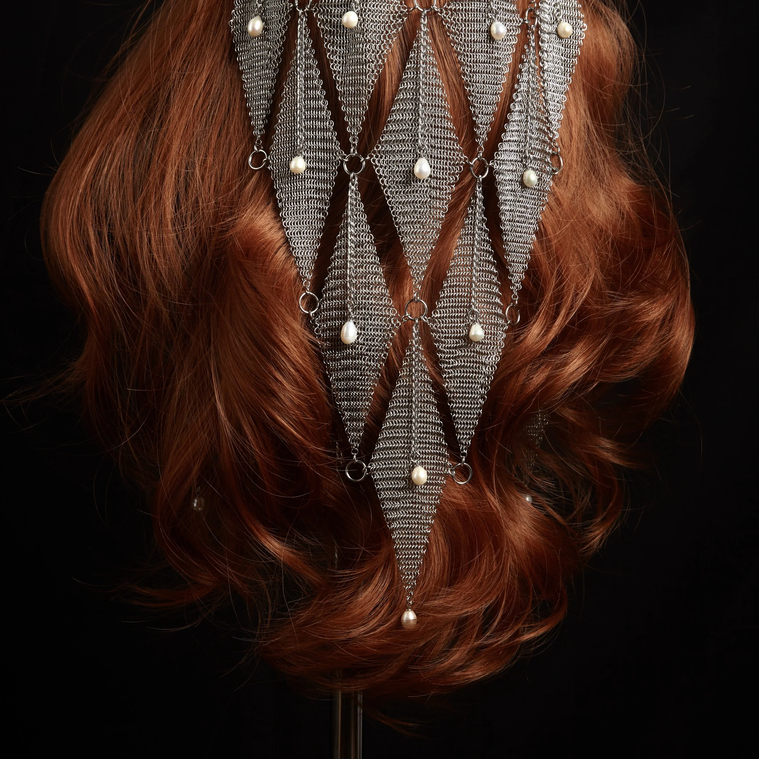 Damsel Veil Pearl Chainmail Franceso.jpg