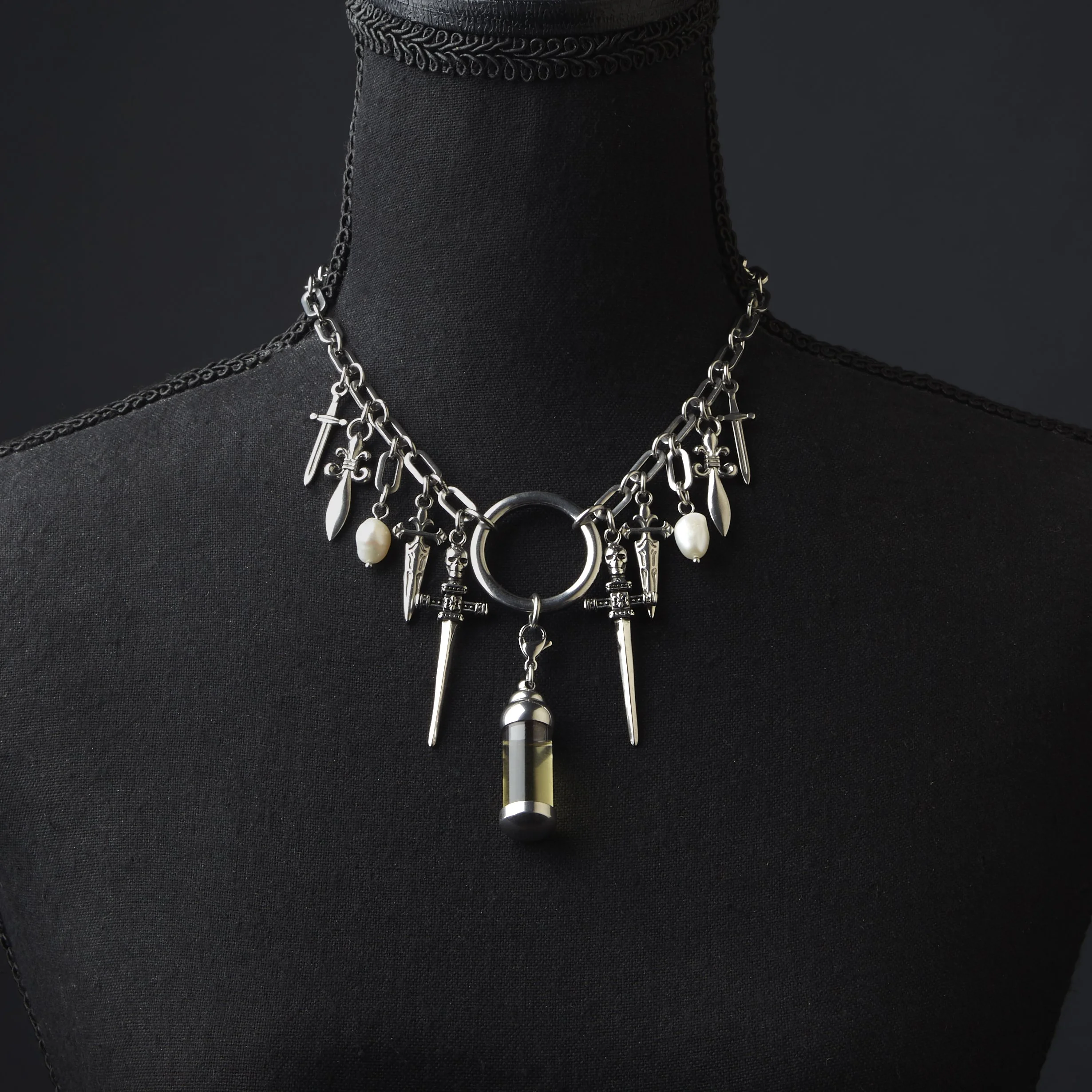 Sacred Necklace Pearl 6.jpg
