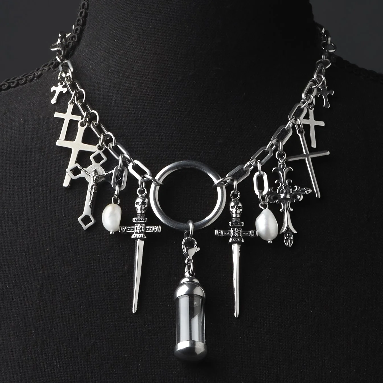Sacrament Necklace Pearl 3.jpg