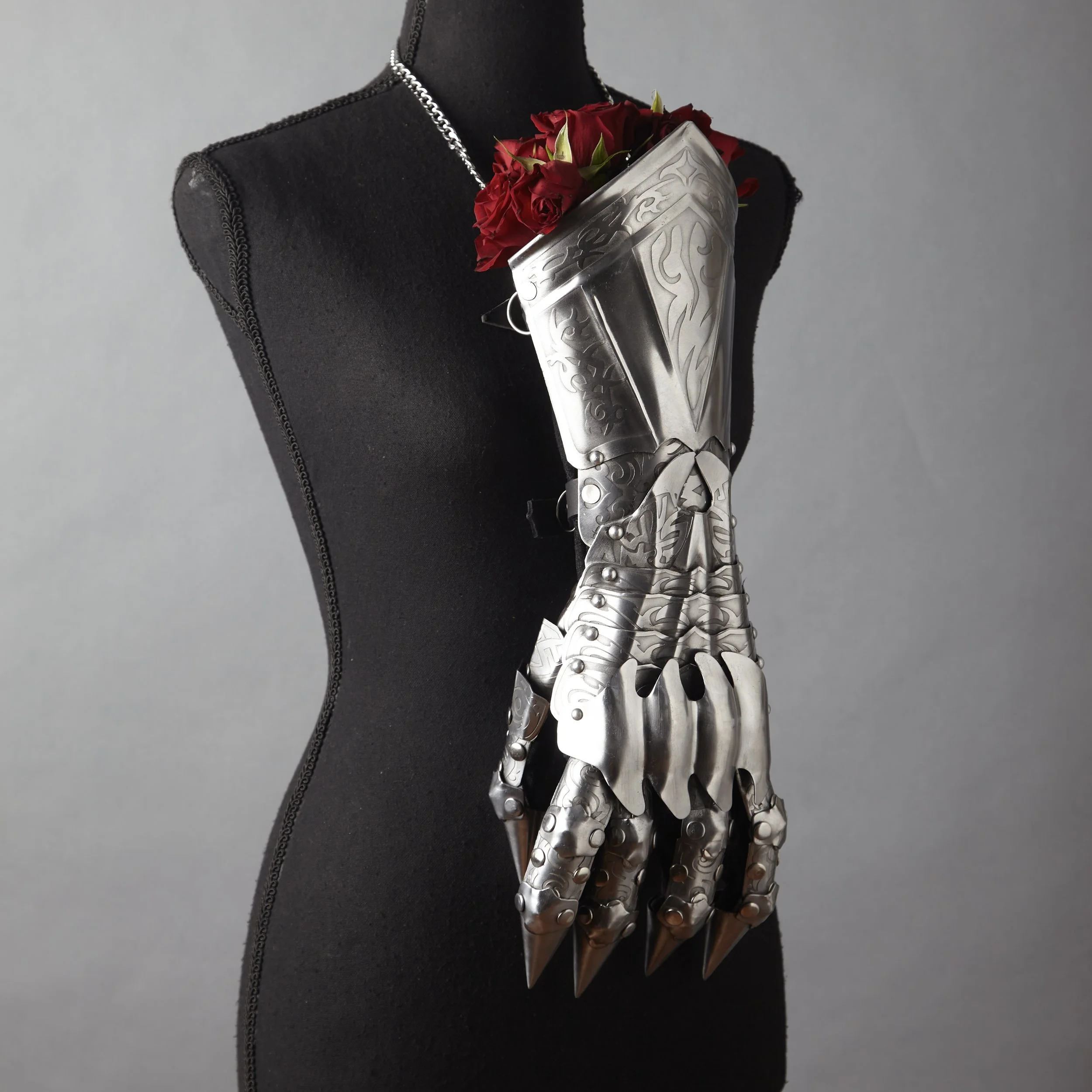 Protect Your Roses Gauntlet 3.jpg