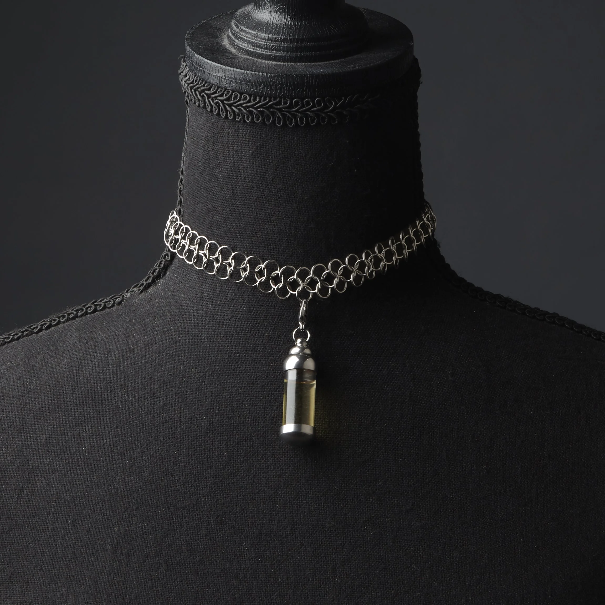 FRANCES O X HAUS OF HECATE | CHAINMAIL CHOKER