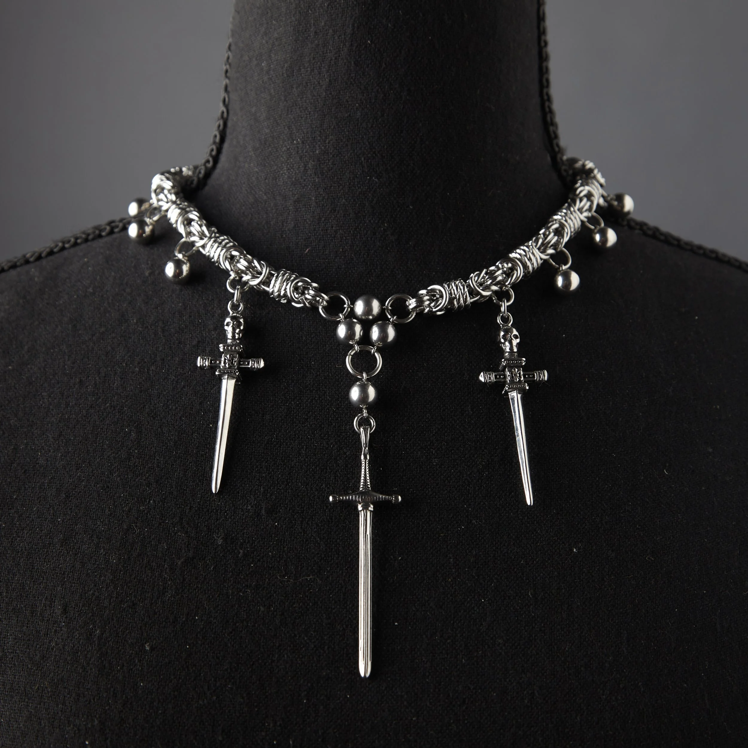 JUDGE THE FOOL NECKLACE