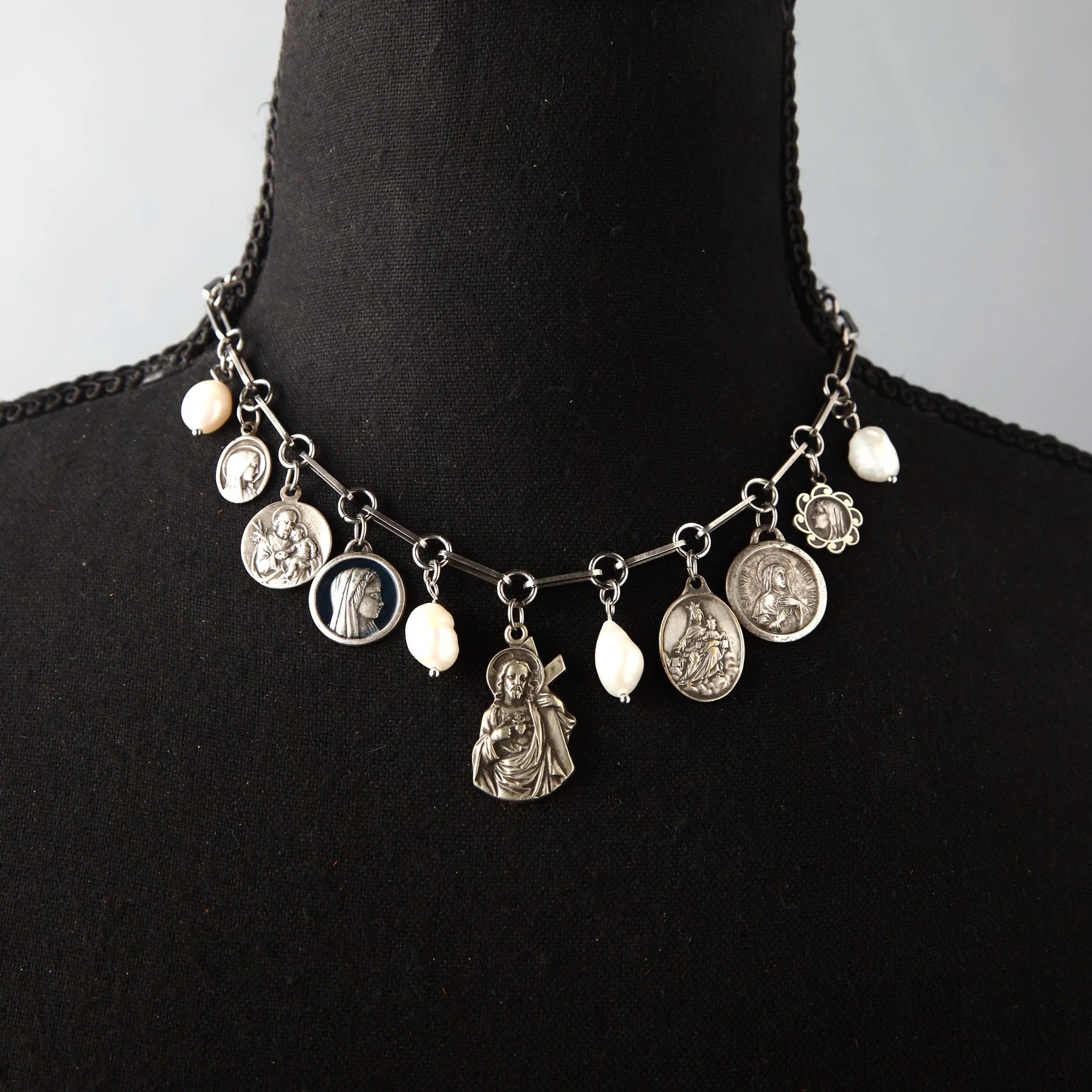 Judgement Necklace Chainmail.jpg