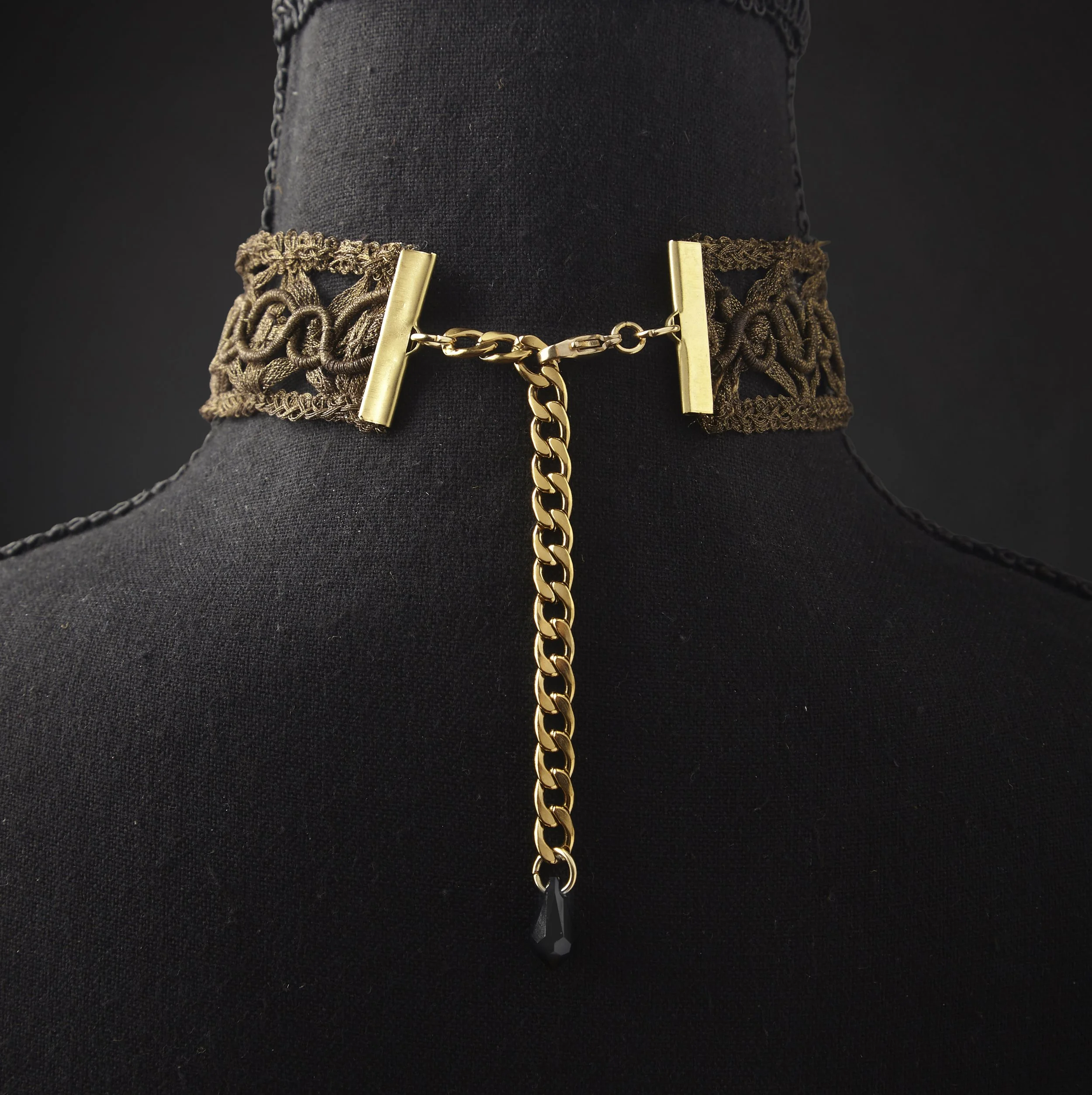 Imperial_II_Choker_2.jpg