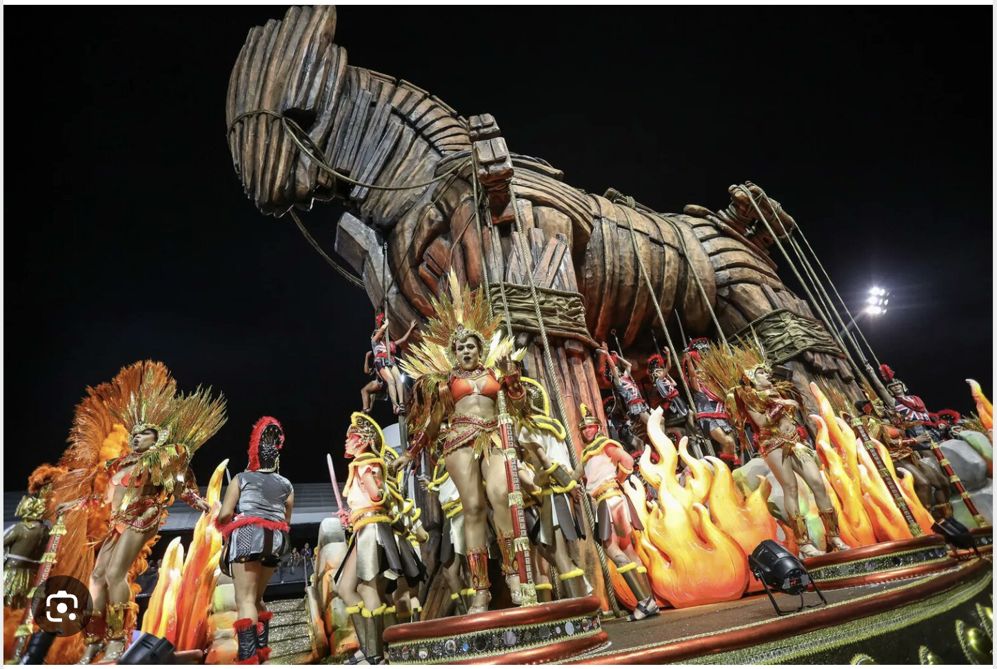 Trojan Horse and sambistas Independente Tricolor.png