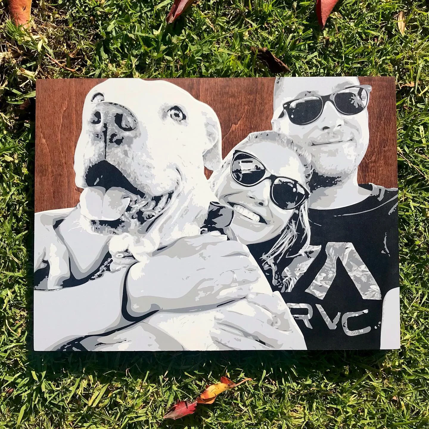 My latest commission 🤍 something about the sunglasses and the pupper smile.... I love this one 🥰 5 layers spray painted on stained wood 12x16. Thank you @katie_levi!!