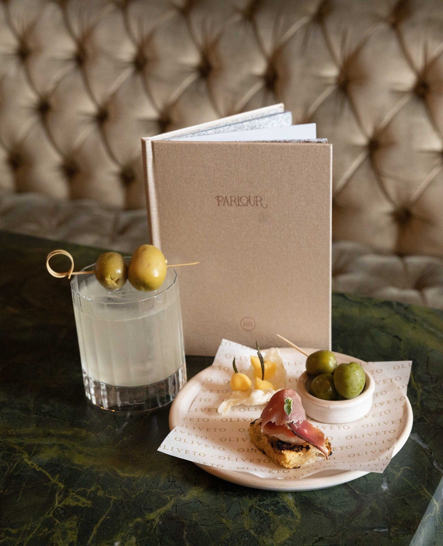 GRAZIE // Monday to Friday 5-6pm, when you order a cocktail/mixed drink/glass of wine, we will drop a snack plate down to your table to say thank you.⁠
#craftspirits #mixology #cocktailtime