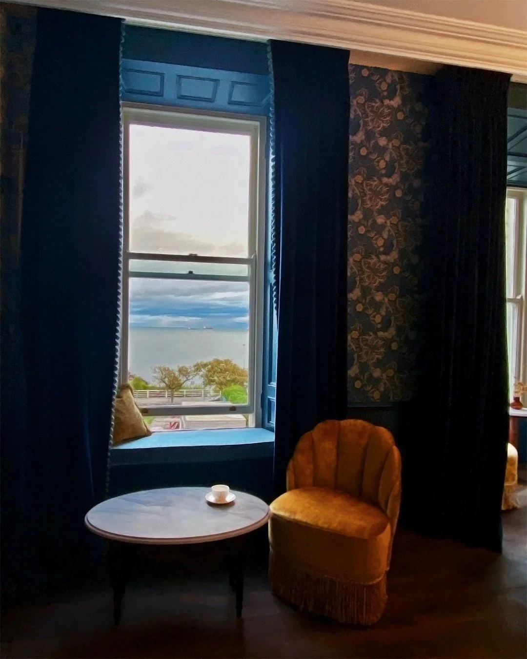 ELEGANT TOUCH // Experience the unique charm of our recently renovated rooms. The new furnishings were carefully selected to capture a delightful old-world charm, honouring the rich Victorian heritage of HH. From the intricately patterned wallpapers 