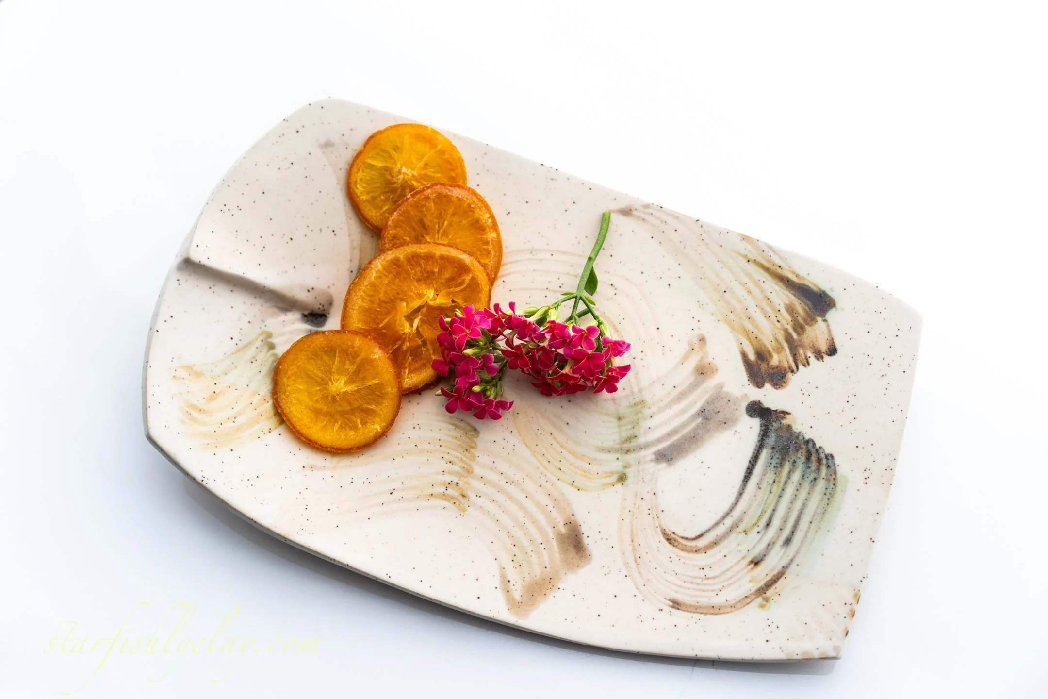 Sun Streak Serving Plate-04111DAJ04111.jpg