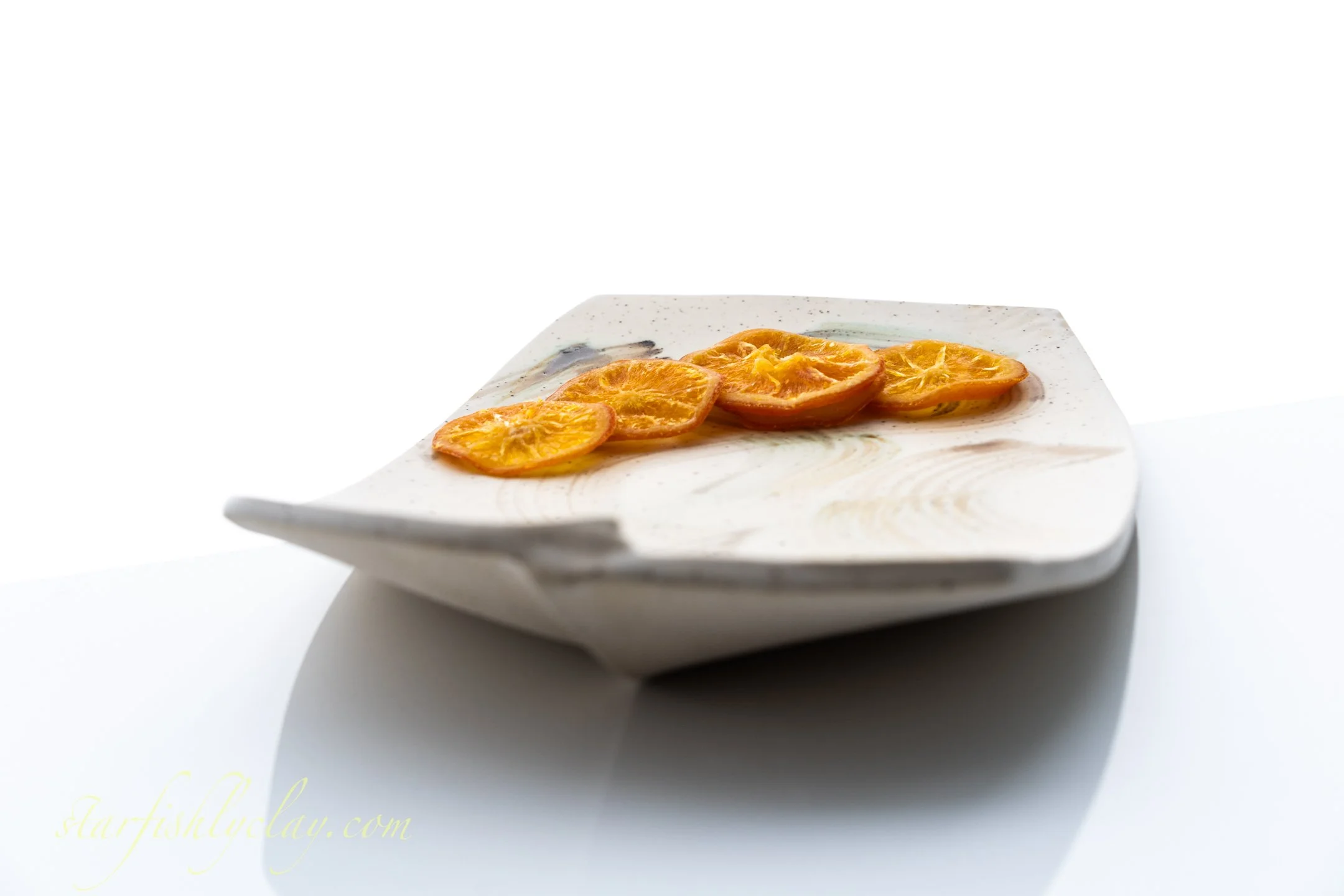 Sun Streak Serving Plate-04115DAJ04115.jpg