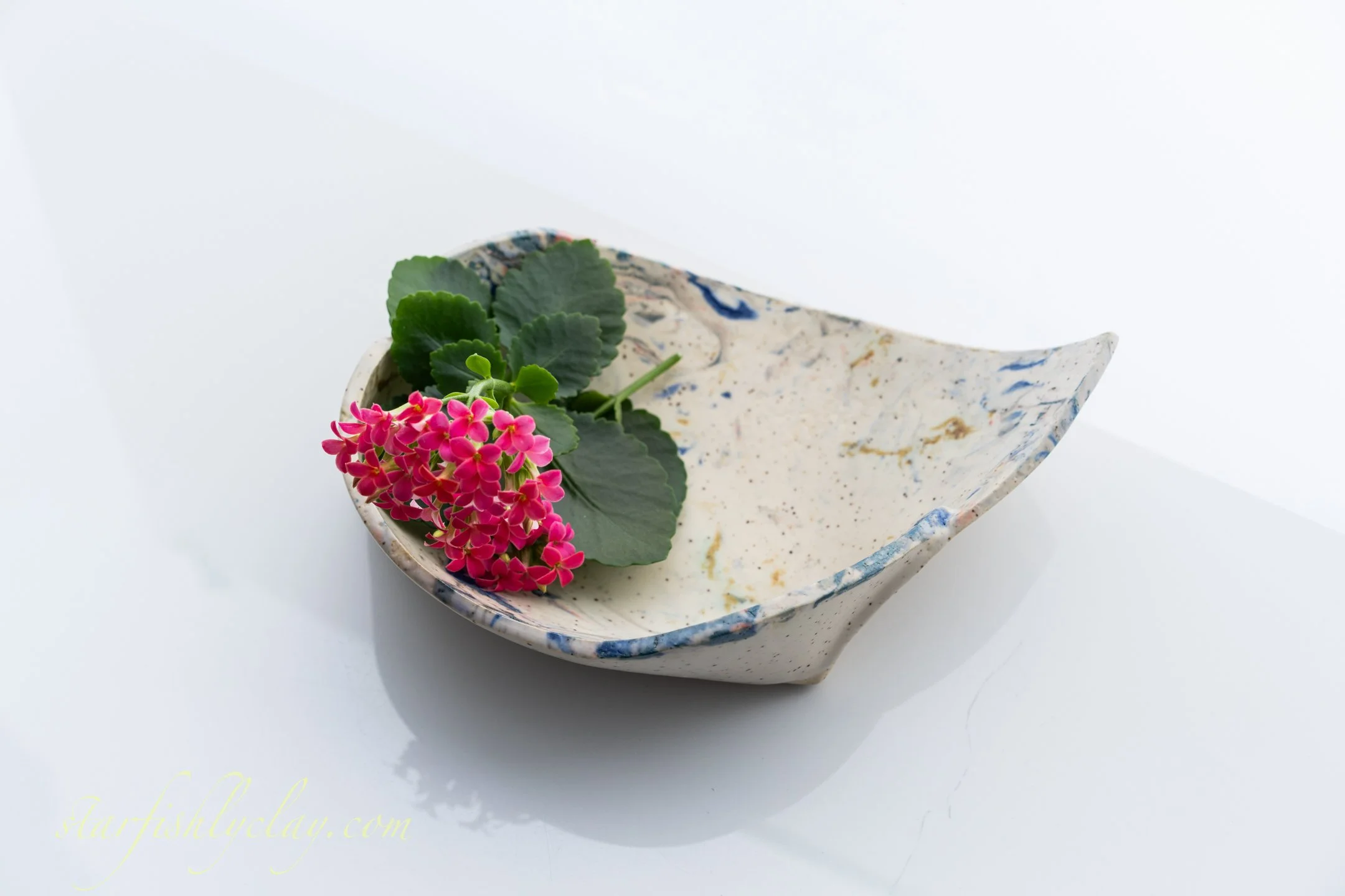 Folded Universe Leaf-04082DAJ04082.jpg