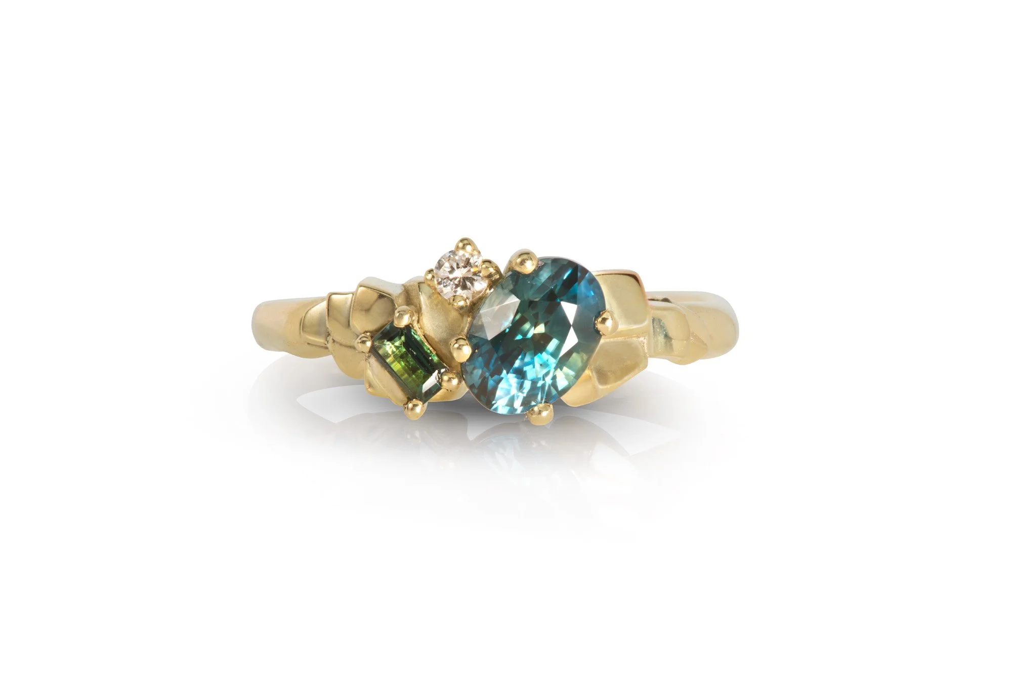 14ct_Gold_Diamond_Sapphire_Ring.jpg