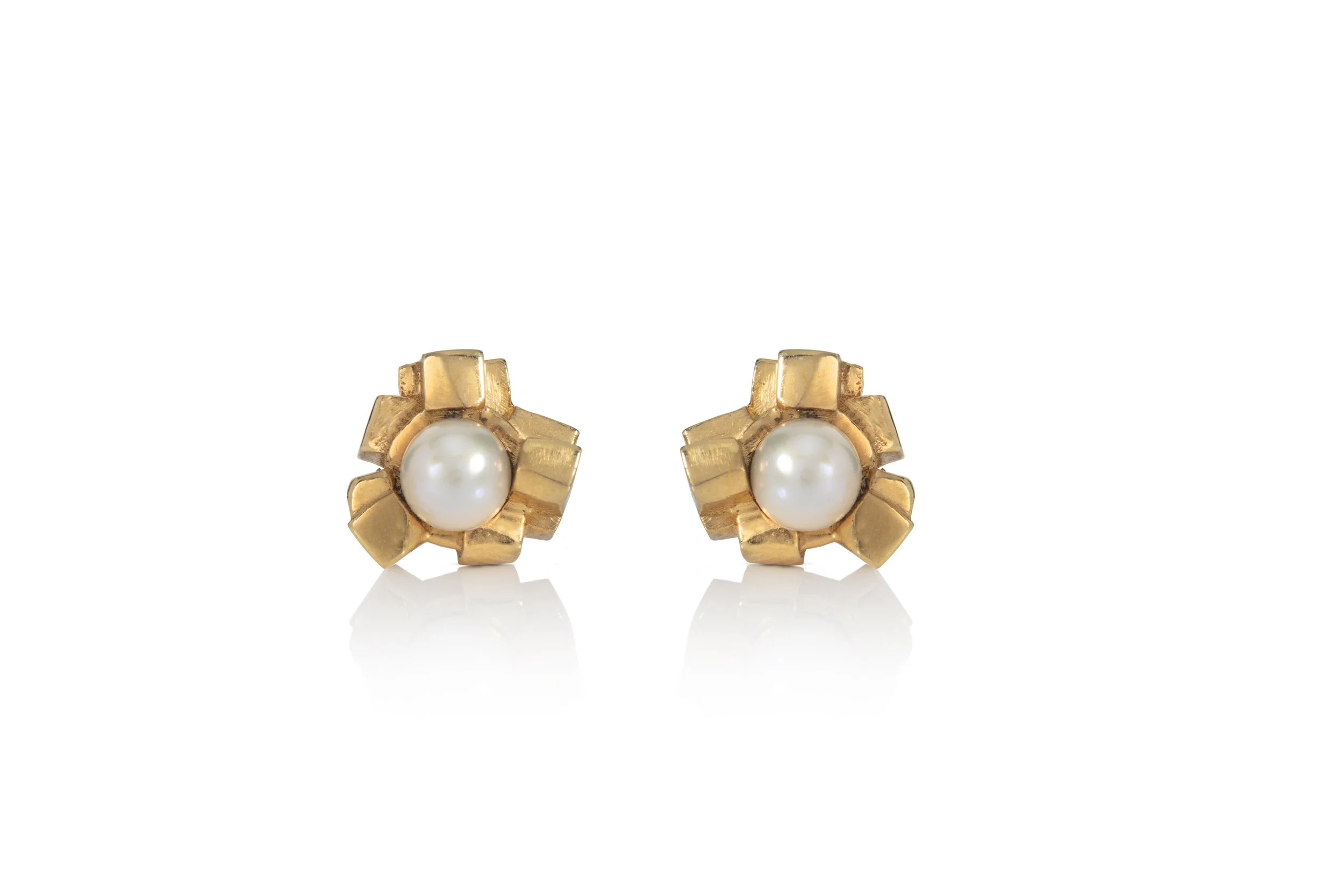 Pearl_Cluster_Studs_Gold.jpg