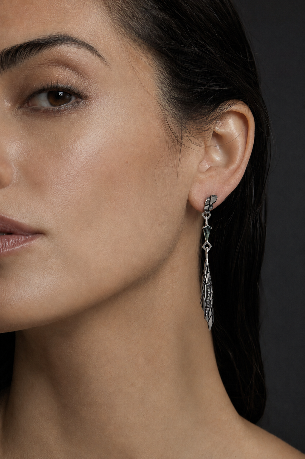 sapphire diamond drop earring.png