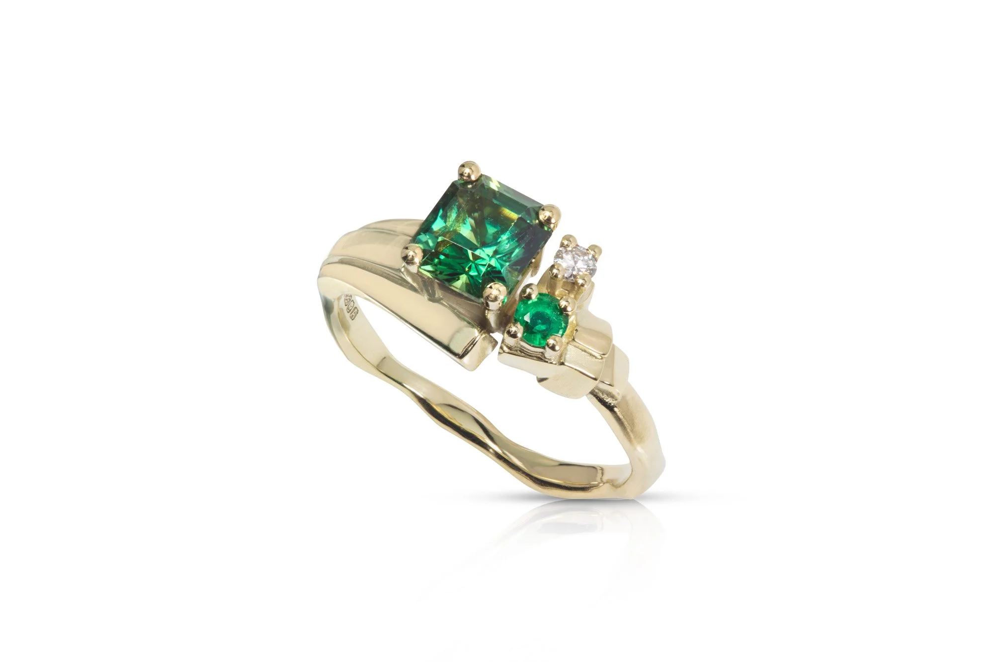 Green_Sapphire_Ring.jpg (Copy)