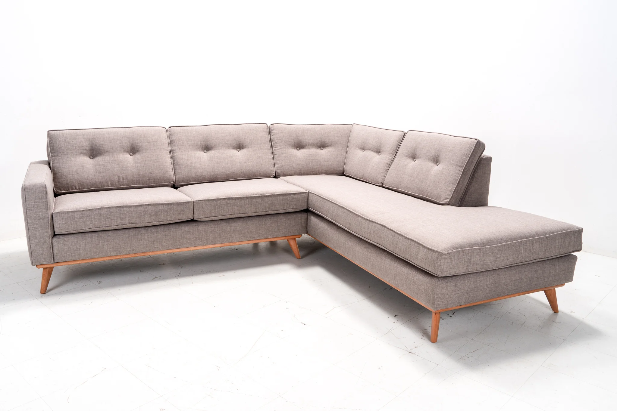 Matador Pillowback Sectional Chaise 