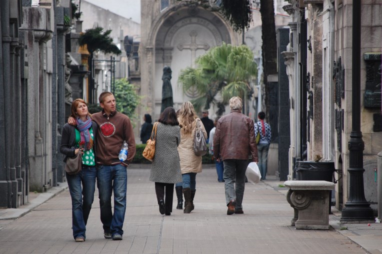 La Recoleta cemetary.jpg