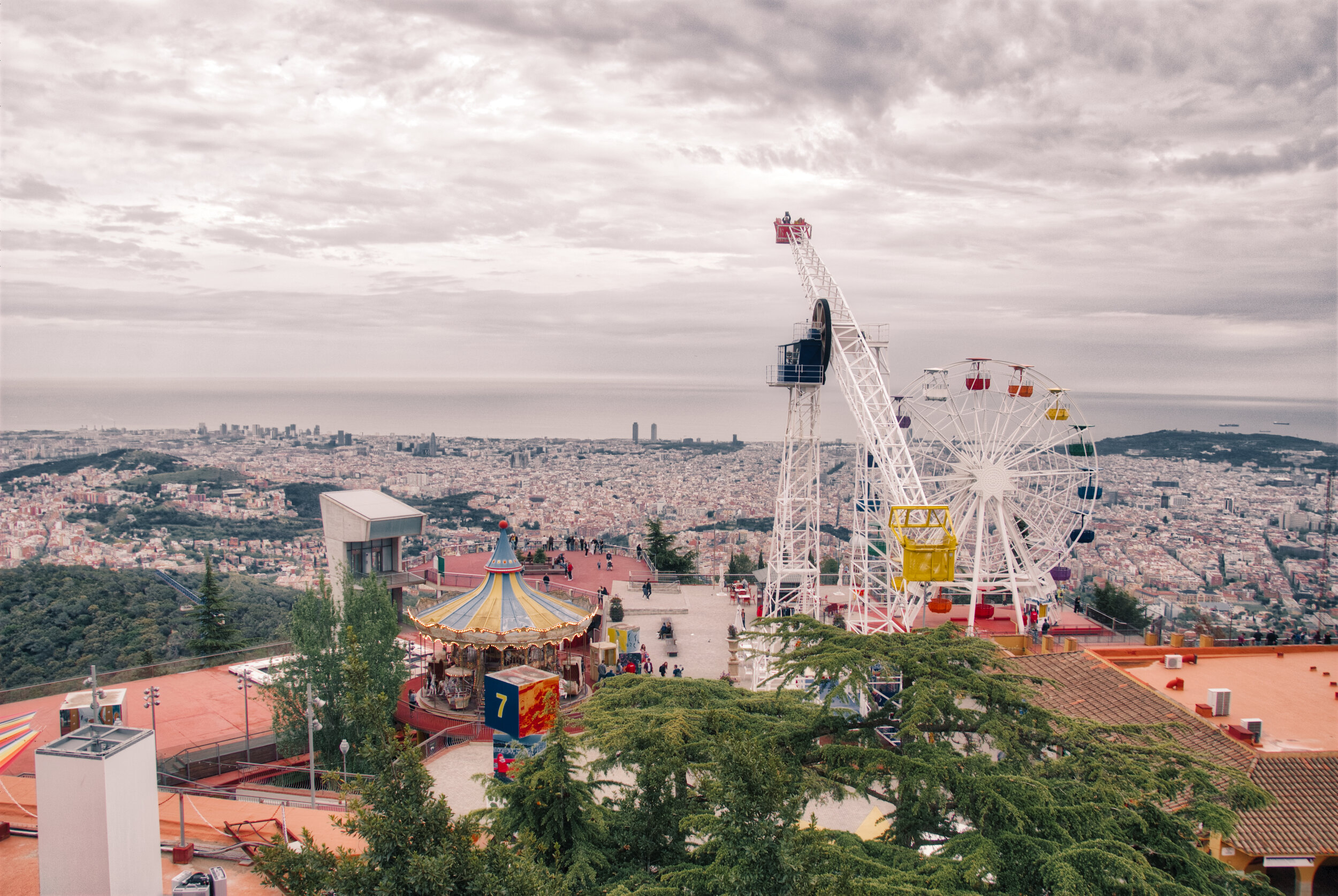  Ride a retro Ferris Wheel with a view of Barcelona at Tibidabo amusement park 