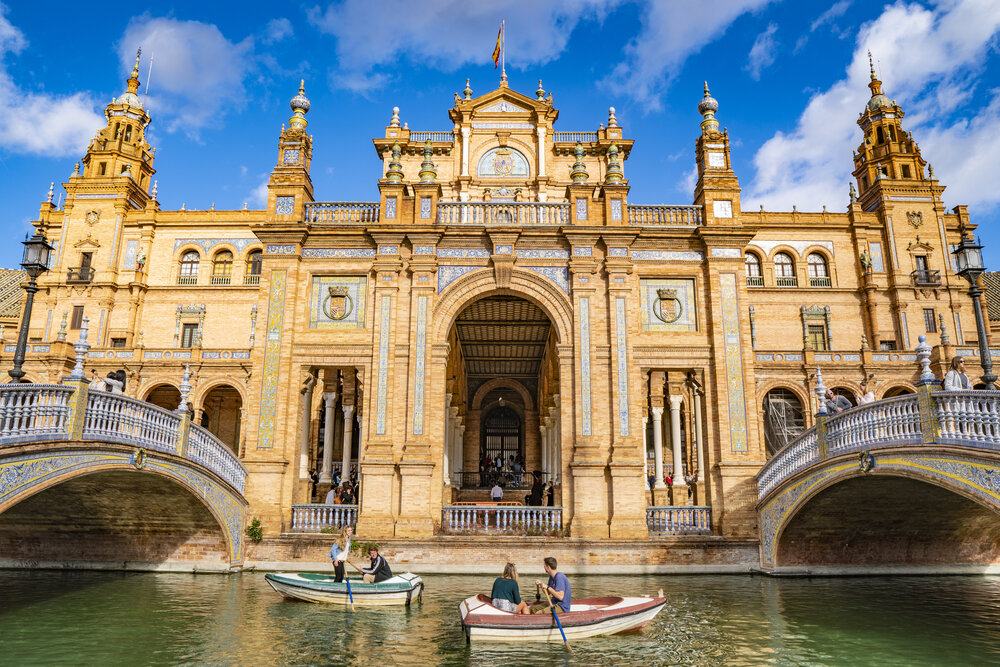  Spend an afternoon at the famous Plaza de Espana 