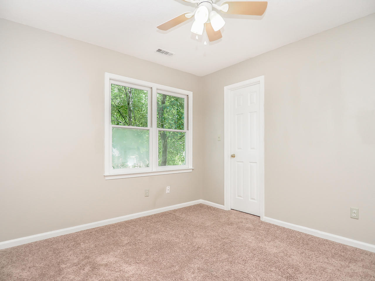 5301 Northpines Dr Raleigh NC-031-17-Northpines Dr31-MLS_Size.jpg