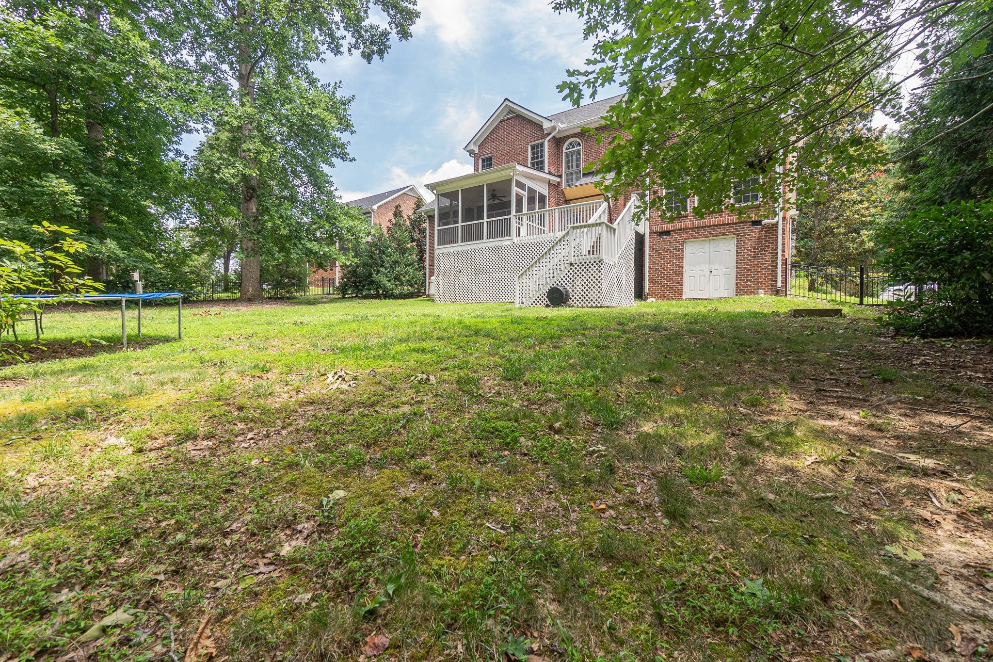 53-web-or-mls-2825 Lauren Oaks Dr-12.jpg