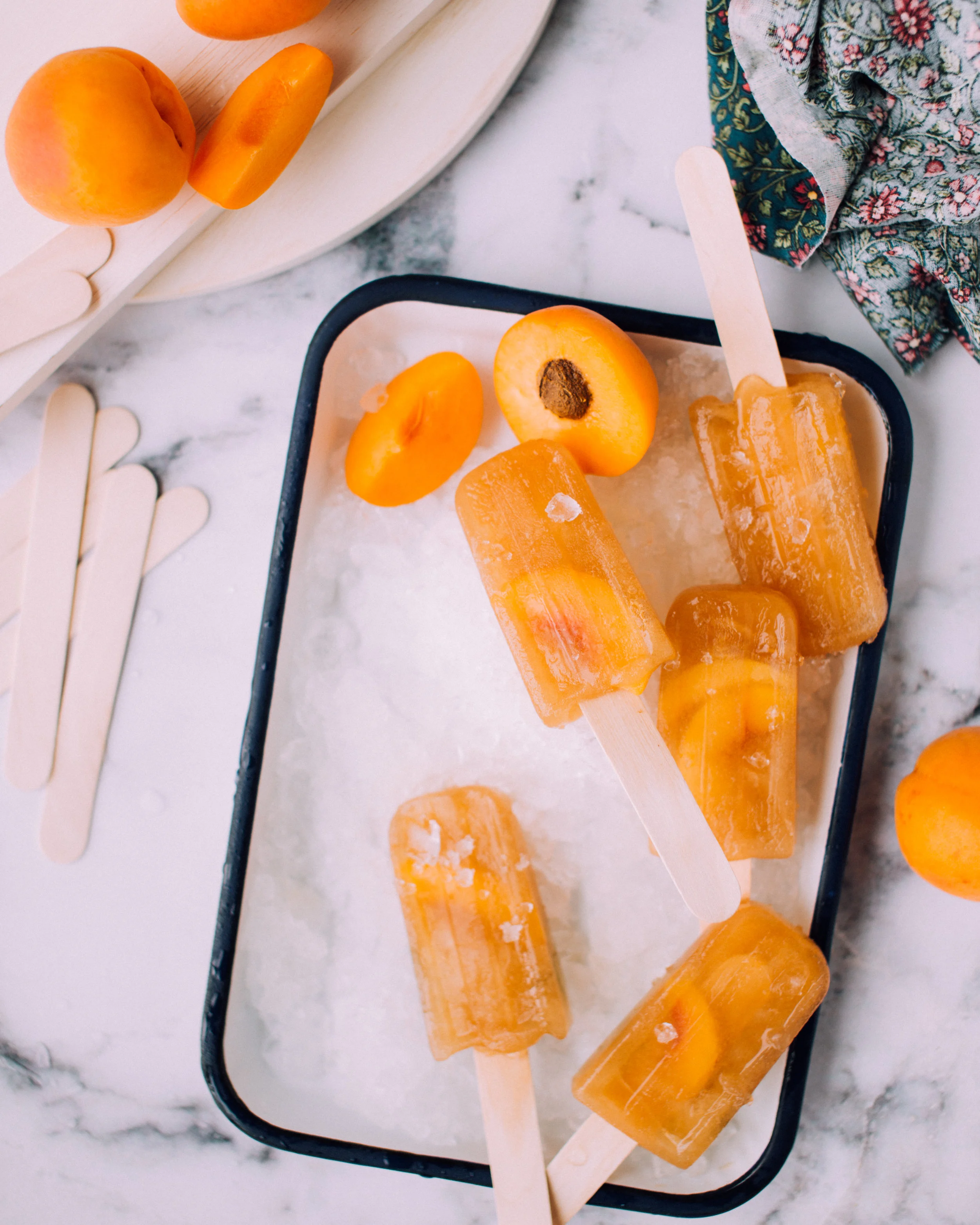 Homemade peach popsicles 