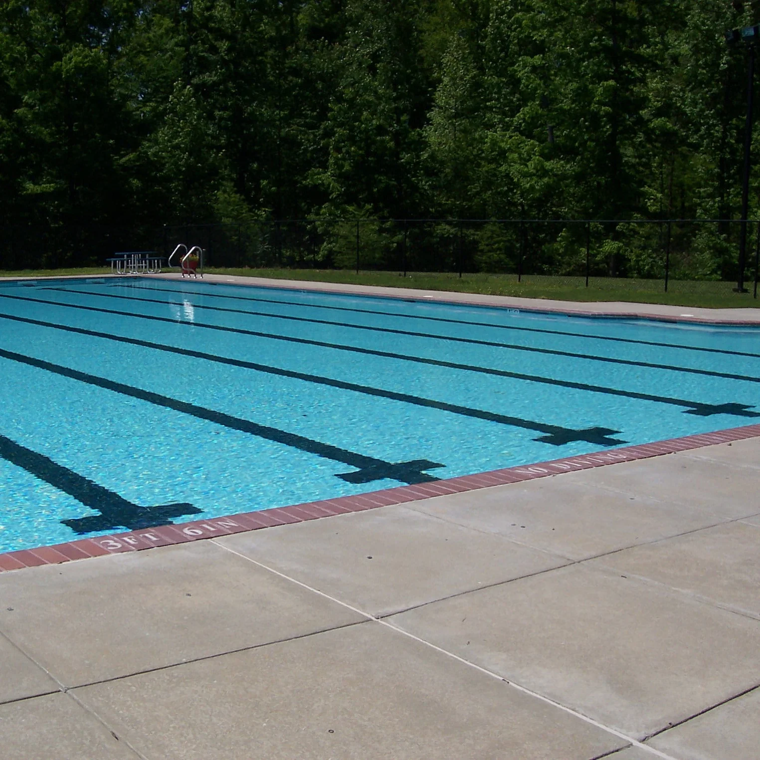 pool.jpg