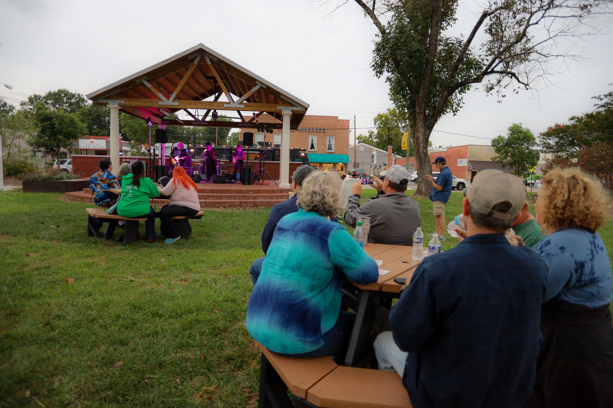  Ashland Fourth Fridays free outdoor concerts in downtown Ashland, Virginia. 