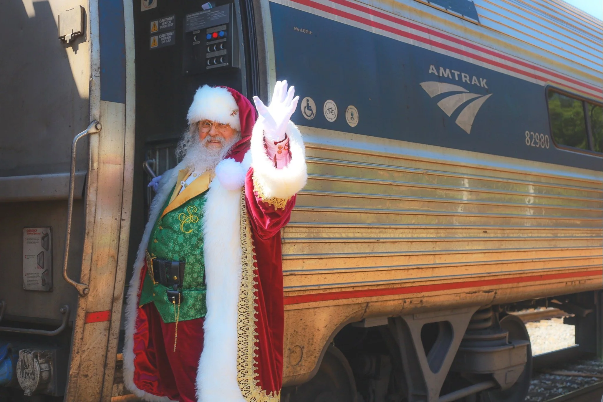 Virginia Santa Train Holiday Fun — Downtown Ashland, Virginia