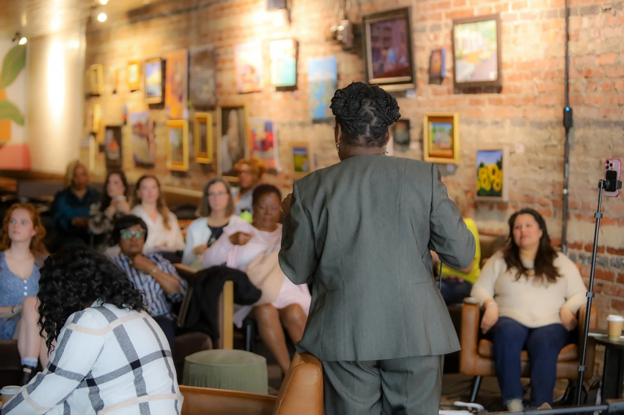 Women Building Bridges to Business_2025-49.jpg